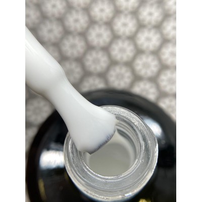 Камуфлирующая база Milky TopShopNails, 15мл Камуфлирующая база Milky TopShopNails, 15мл